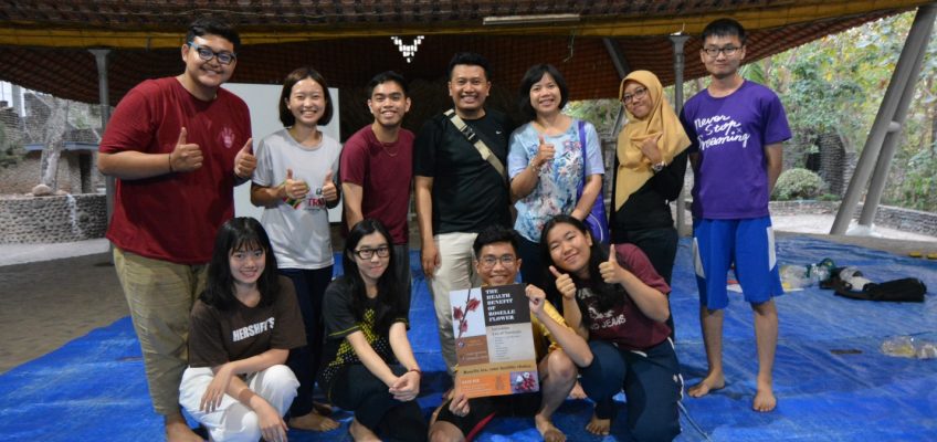 Sinh viên ngành Ngôn Ngữ Anh Đại Học Tân Tạo trải nghiệm cùng dự án cộng đồng ở Indonesia