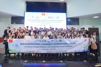 HOẠT ĐỘNG, GIAO LƯU SINH VIÊN NGÔN NGỮ ANH TRƯỜNG ĐẠI HỌC TÂN TẠO