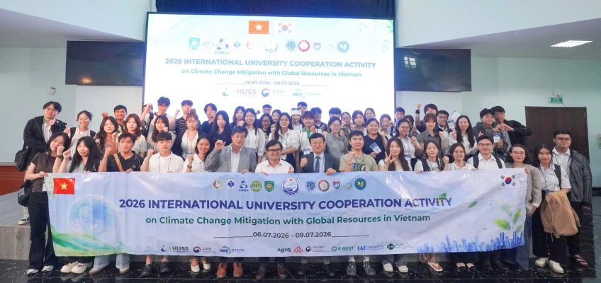 HOẠT ĐỘNG, GIAO LƯU SINH VIÊN NGÔN NGỮ ANH TRƯỜNG ĐẠI HỌC TÂN TẠO